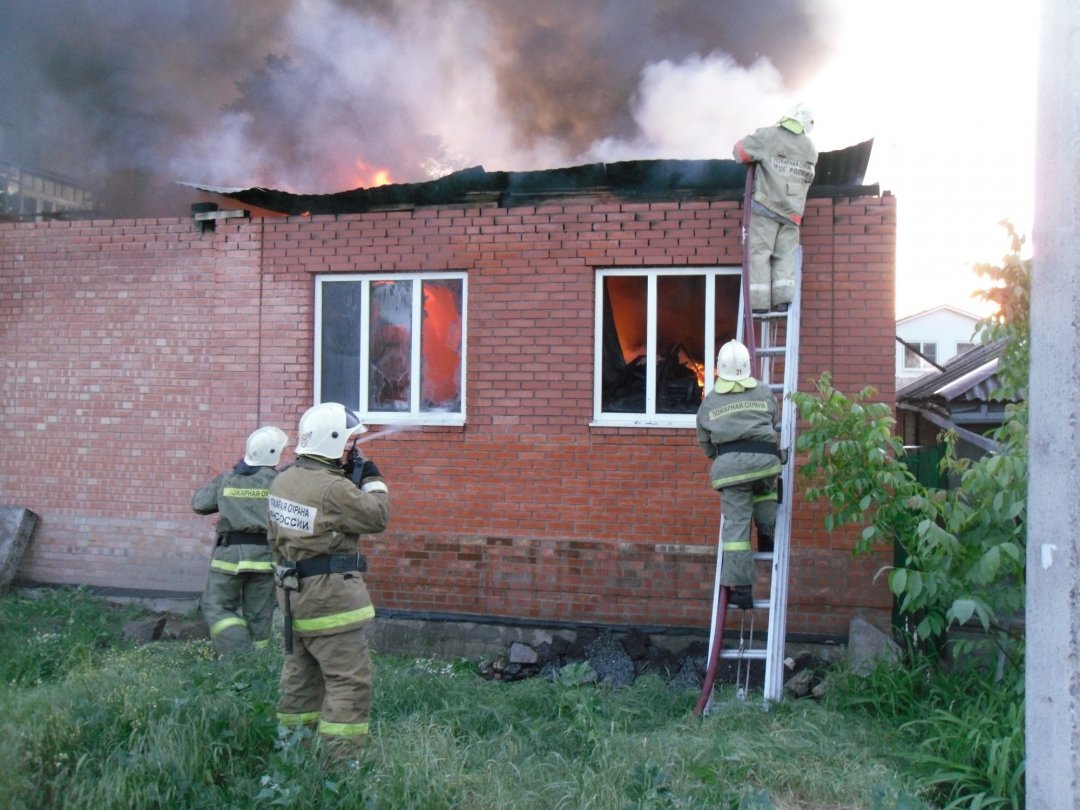 Пожар в частном доме в Цимлянском районе