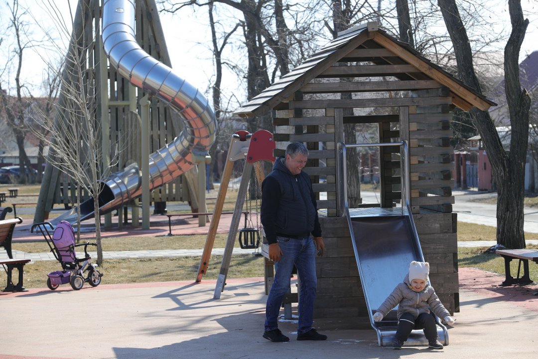 В Ростовской области займутся комплексным обновлением детских игровых площадок